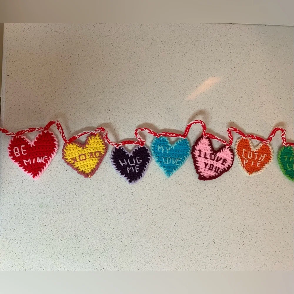 Valentines Hearts Conversation Garland New Handmade Crochet